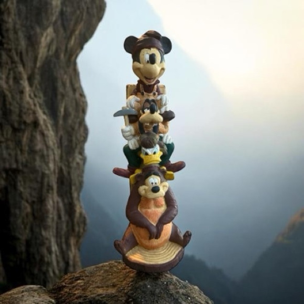 Disney Wilderness Lodge Totem Pole 12" Figurine
